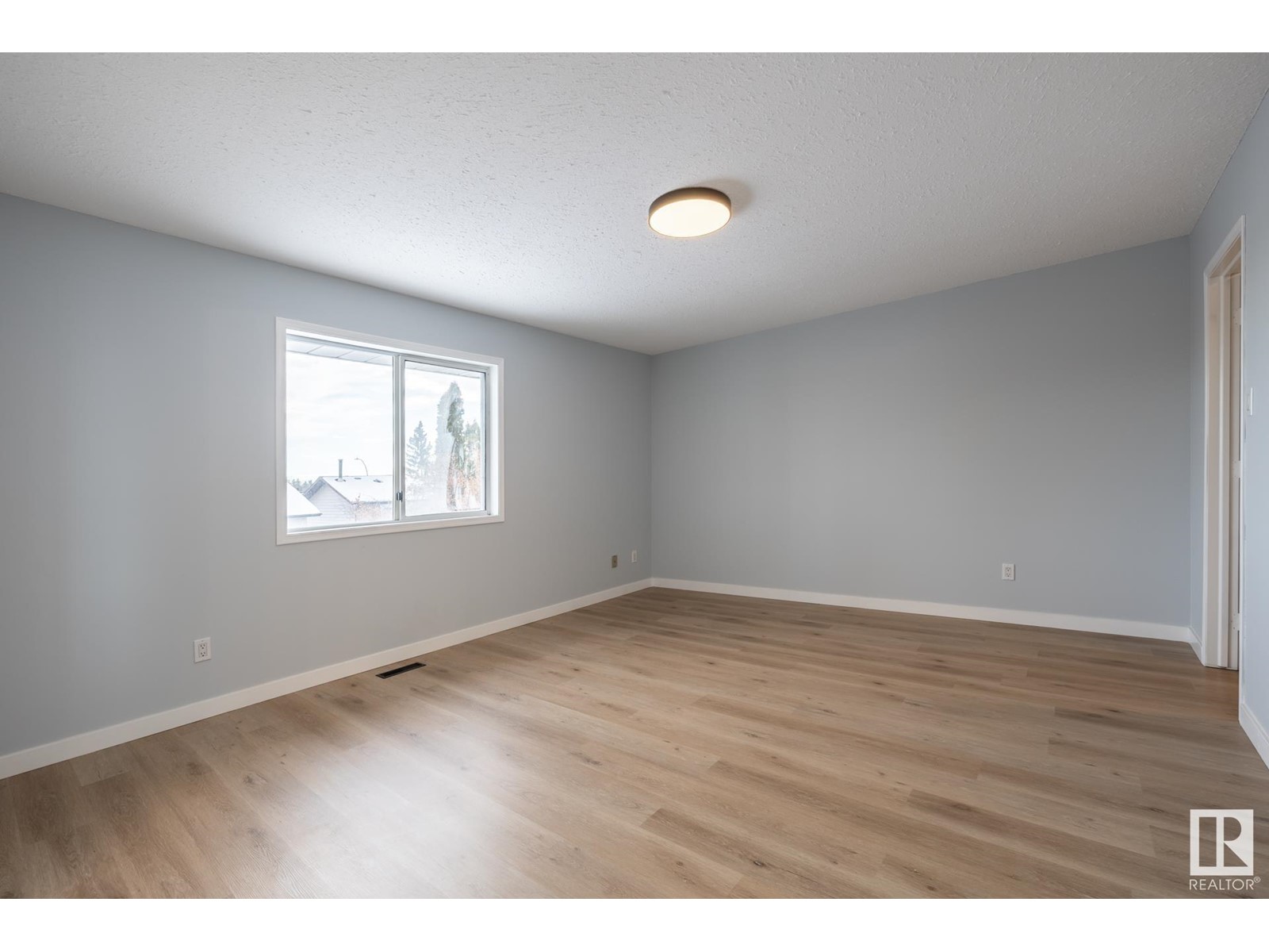 627 Kirkness Rd Nw, Edmonton, Alberta  T5Y 1Z9 - Photo 40 - E4418101