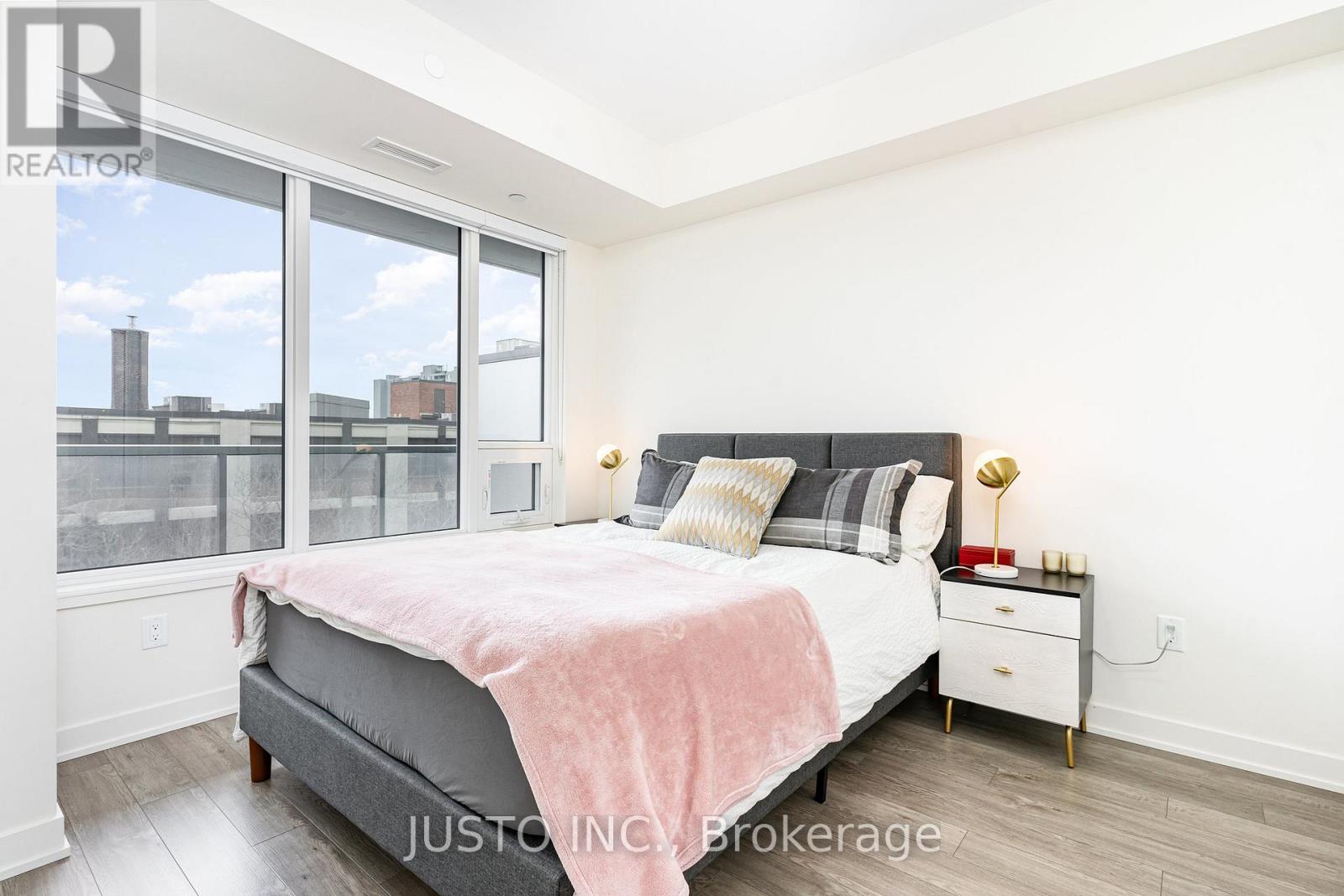 618 - 212 King William Street, Hamilton, Ontario  L8R 0A7 - Photo 13 - X12170923