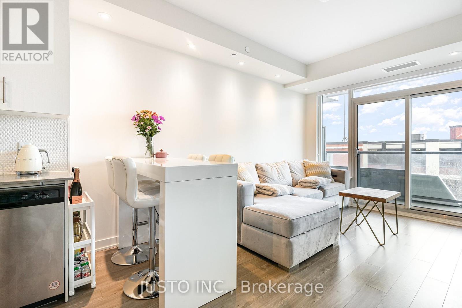 618 - 212 King William Street, Hamilton, Ontario  L8R 0A7 - Photo 6 - X12170923