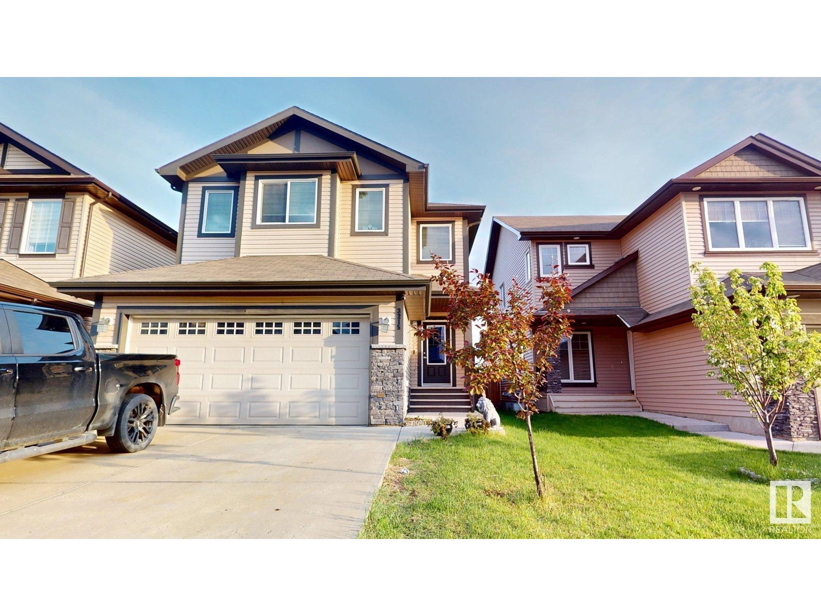 3215 15 AV NW, Edmonton, Alberta