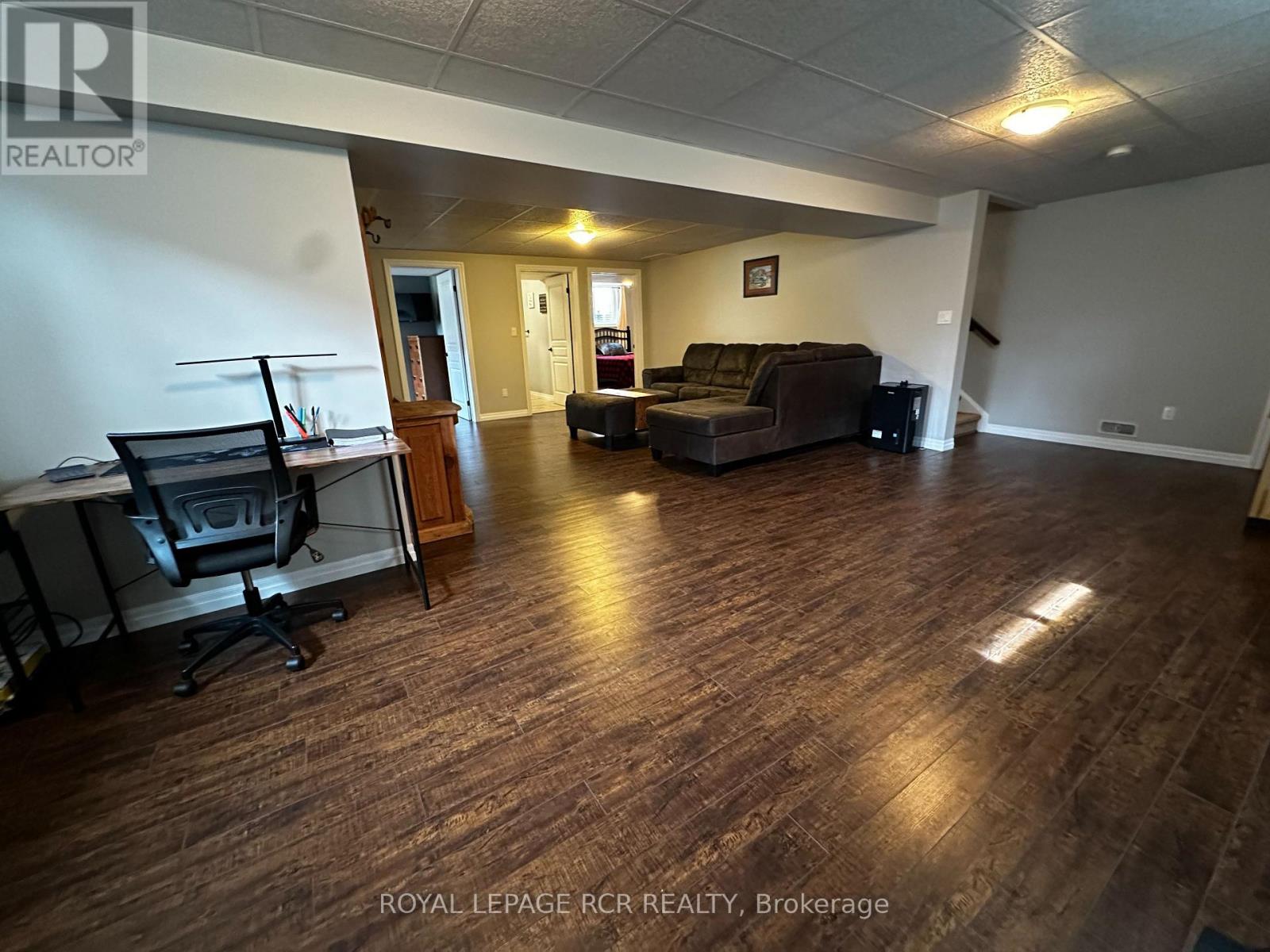 184 Ruby's Crescent E, Wellington North, Ontario  N0G 2L2 - Photo 31 - X12170436