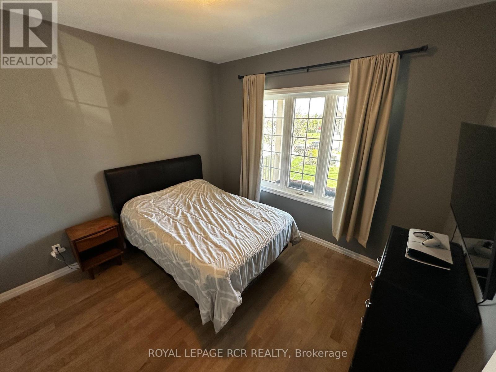 184 Ruby's Crescent E, Wellington North, Ontario  N0G 2L2 - Photo 8 - X12170436
