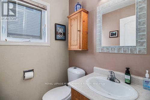 27 Briermoor Crescent, Ottawa, Ontario  K1T 3G7 - Photo 5 - X12170938