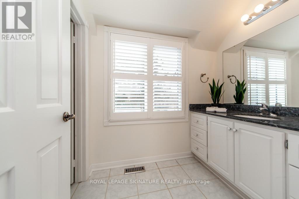 79 Hemingway Crescent, Markham, Ontario  L3R 2S4 - Photo 33 - N12170769
