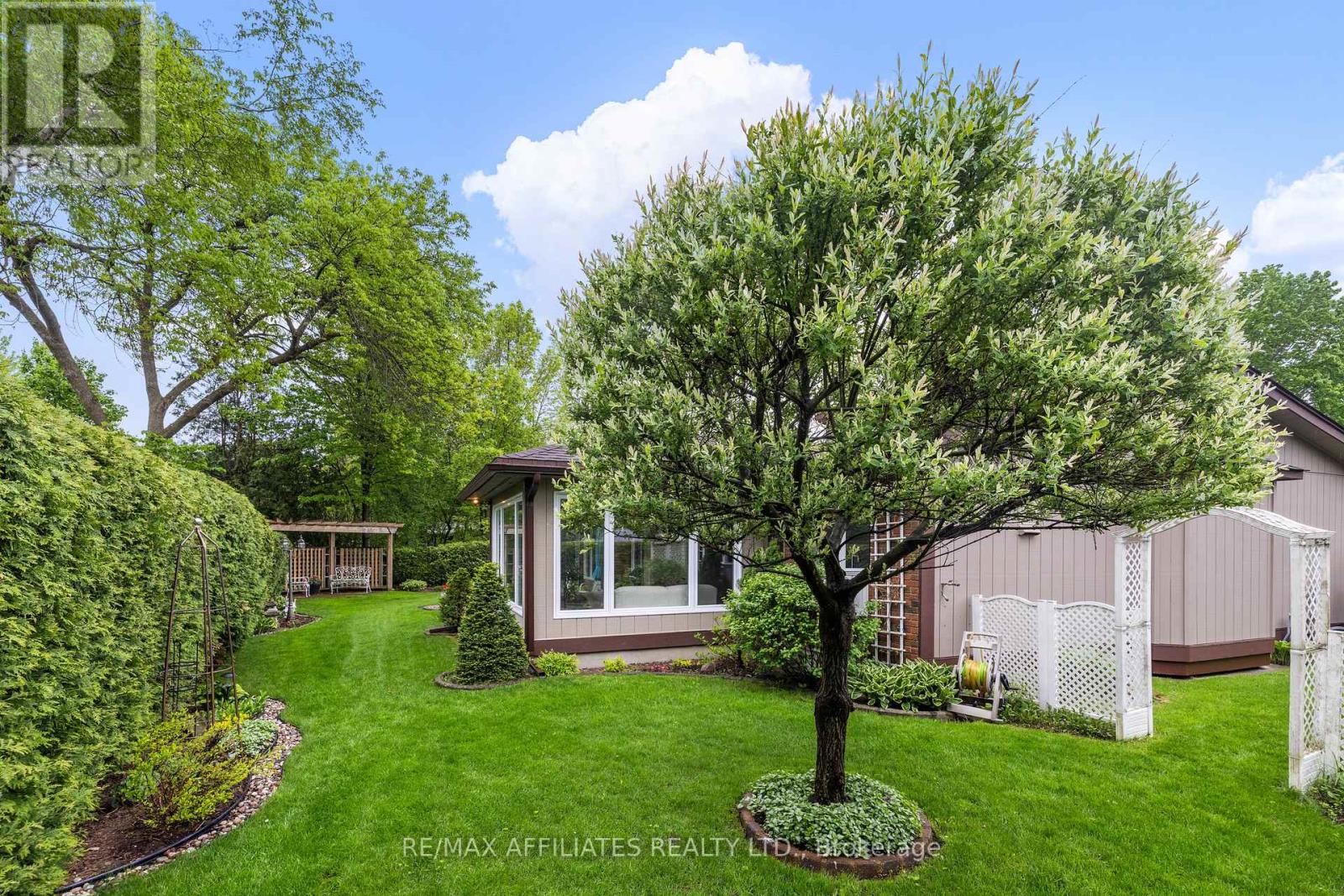 13 Amundsen Crescent, Ottawa, Ontario  K2L 1A6 - Photo 28 - X12170950