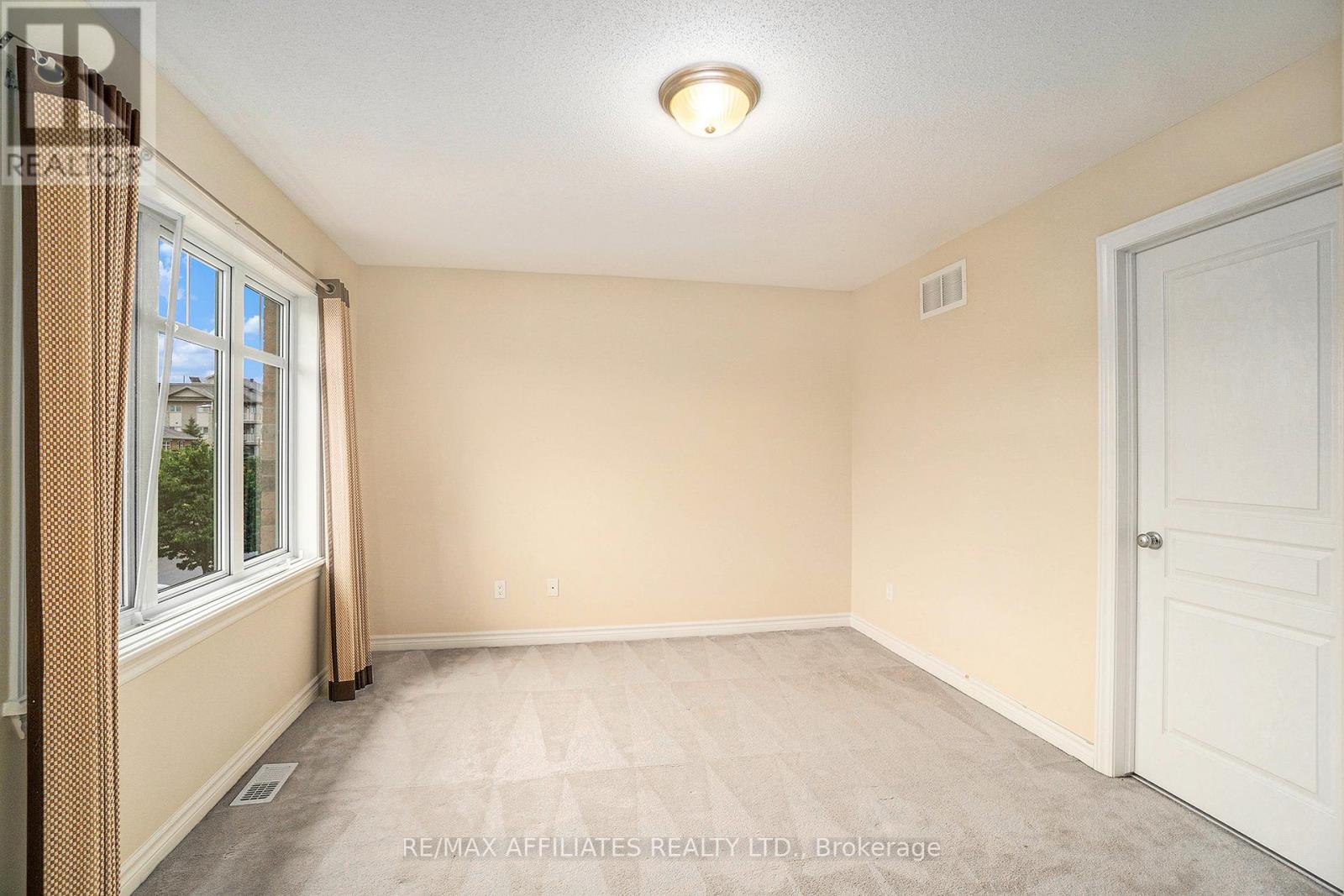 2008 Pennyroyal Crescent, Ottawa, Ontario  K4A 0S7 - Photo 17 - X12170953