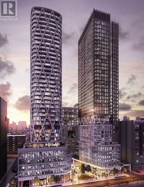 605 - 238 SIMCOE STREET, Toronto, Ontario