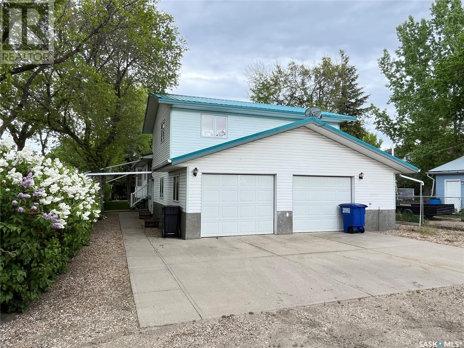 201 Aspen Street, Maple Creek, Saskatchewan  S0N 1N0 - Photo 7 - SK007028
