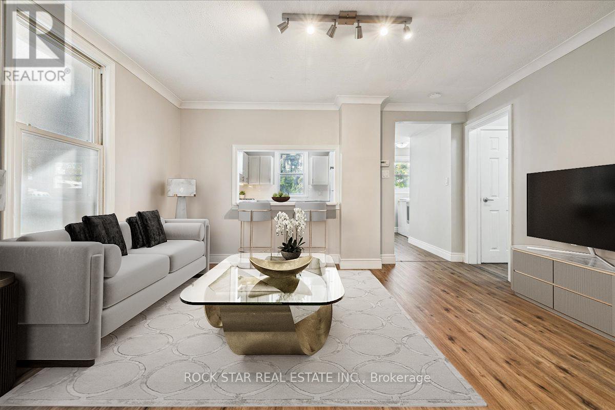 223 Weir Street N, Hamilton, Ontario  L8H 5G2 - Photo 13 - X12167934