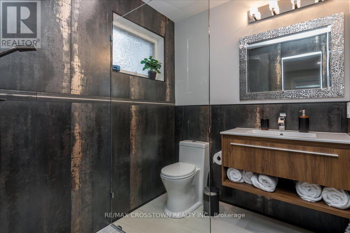 4 Highcroft Road, Barrie, Ontario  L4N 2X4 - Photo 29 - S12170979