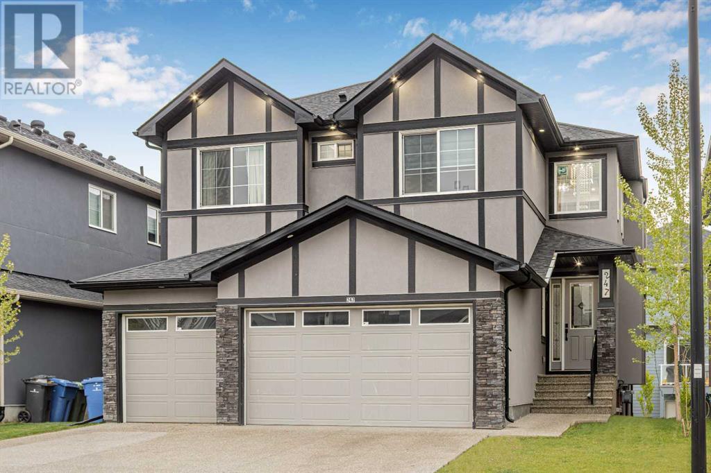 Property at 247 Kinniburgh Place image 1
