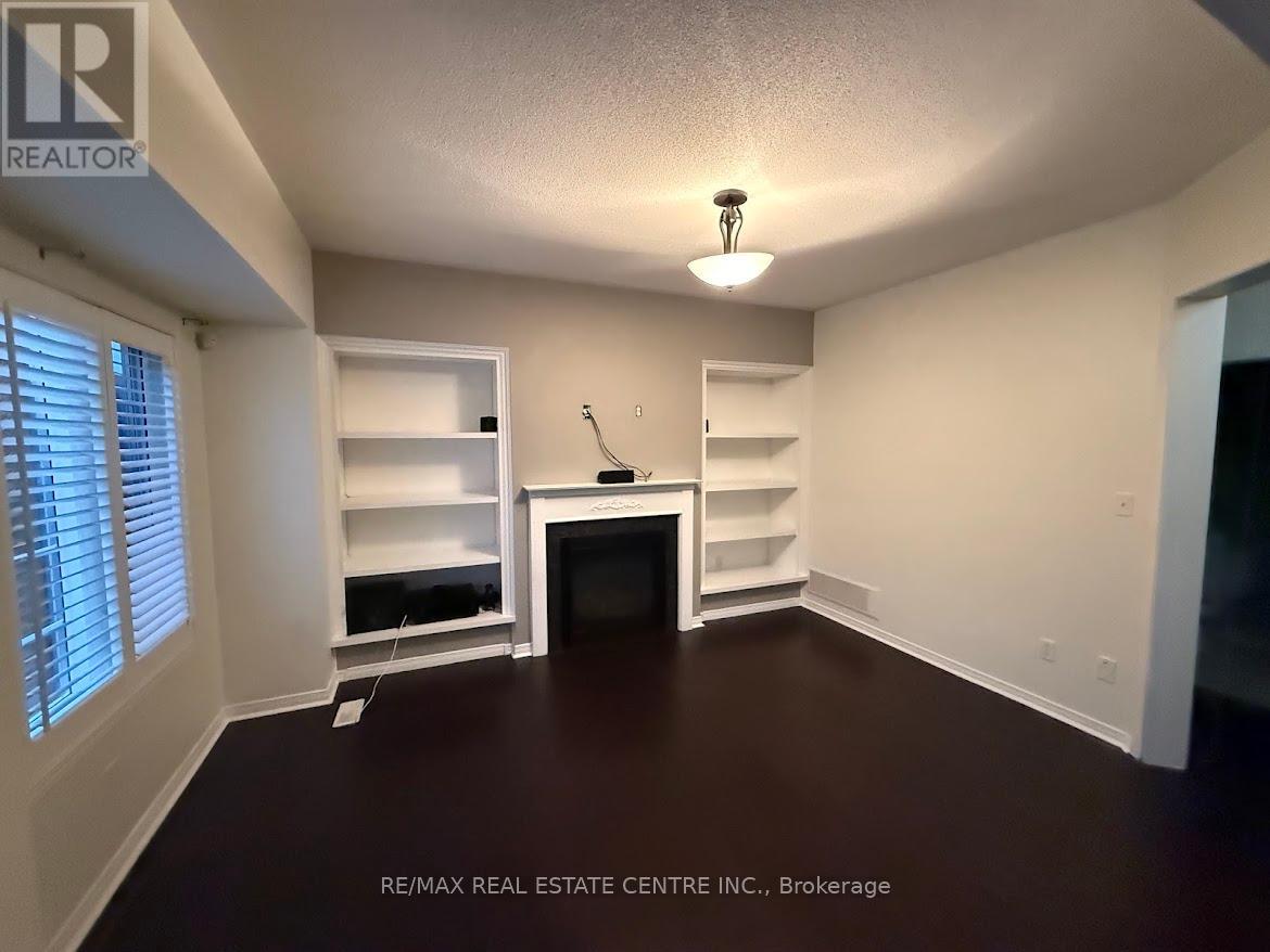 4744 Simpson Drive, Burlington, Ontario  L7M 0K4 - Photo 7 - W12170954
