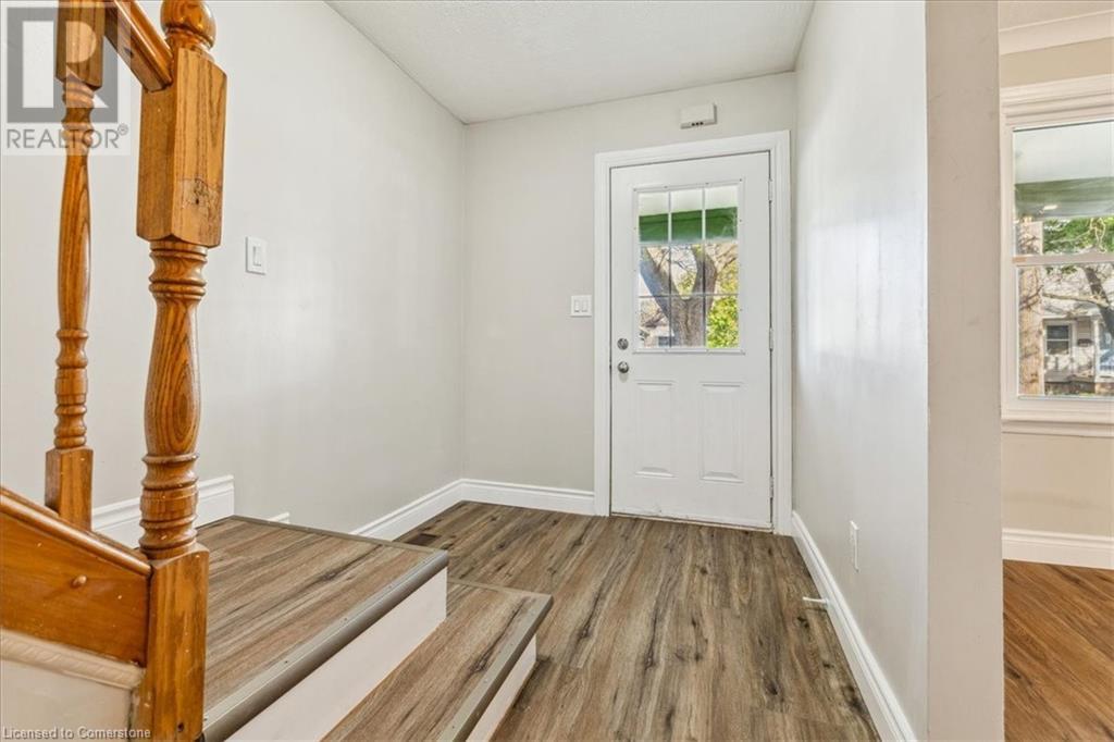 223 Weir Street N, Hamilton, Ontario  L8H 5G2 - Photo 6 - 40721325