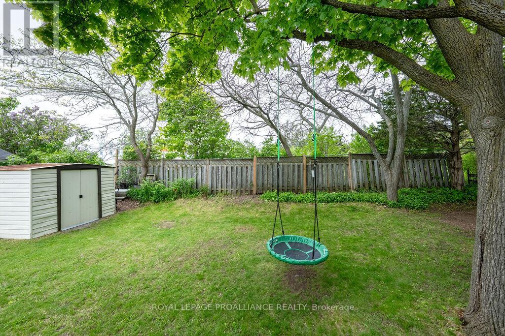 202 Maclellan Avenue, Quinte West, Ontario  K8V 5J4 - Photo 46 - X12170988
