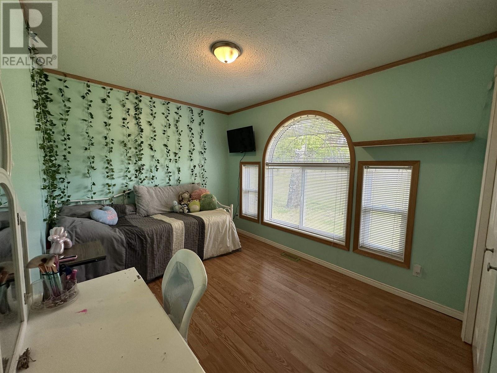 12811 Fleet Street, Charlie Lake, British Columbia  V0C 1H0 - Photo 21 - R3006648