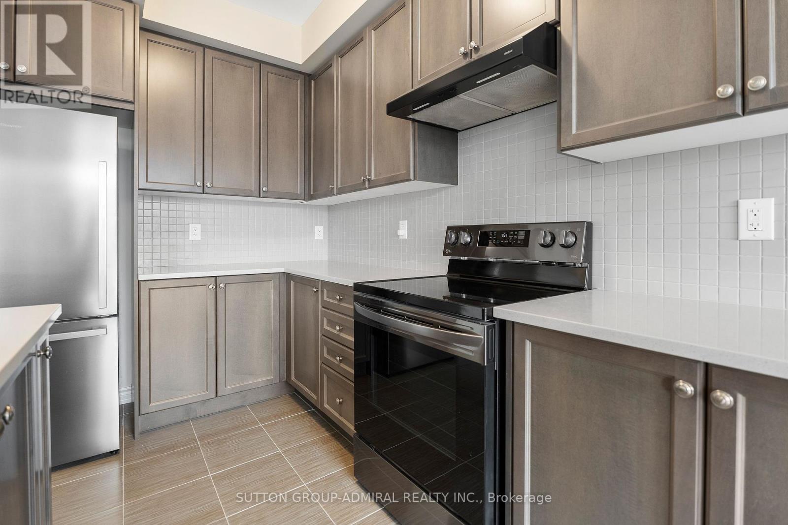 129 Vanilla Trail, Thorold, Ontario  L2V 0L2 - Photo 14 - X12170973