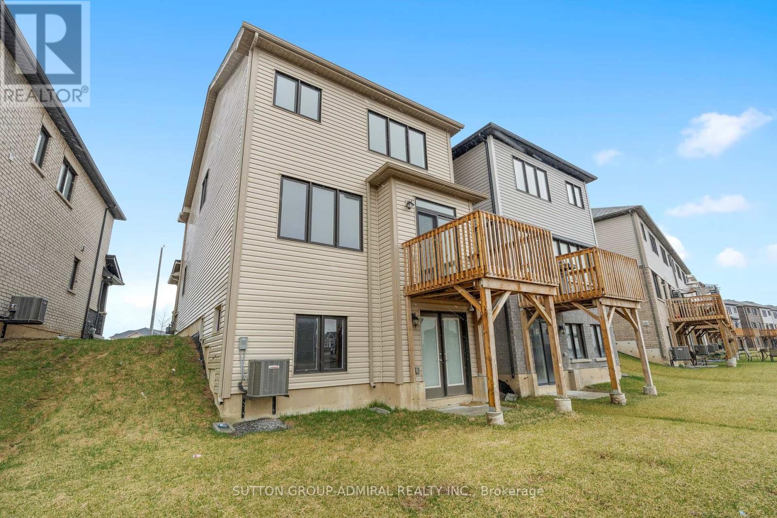 129 Vanilla Trail, Thorold, Ontario  L2V 0L2 - Photo 29 - X12170973
