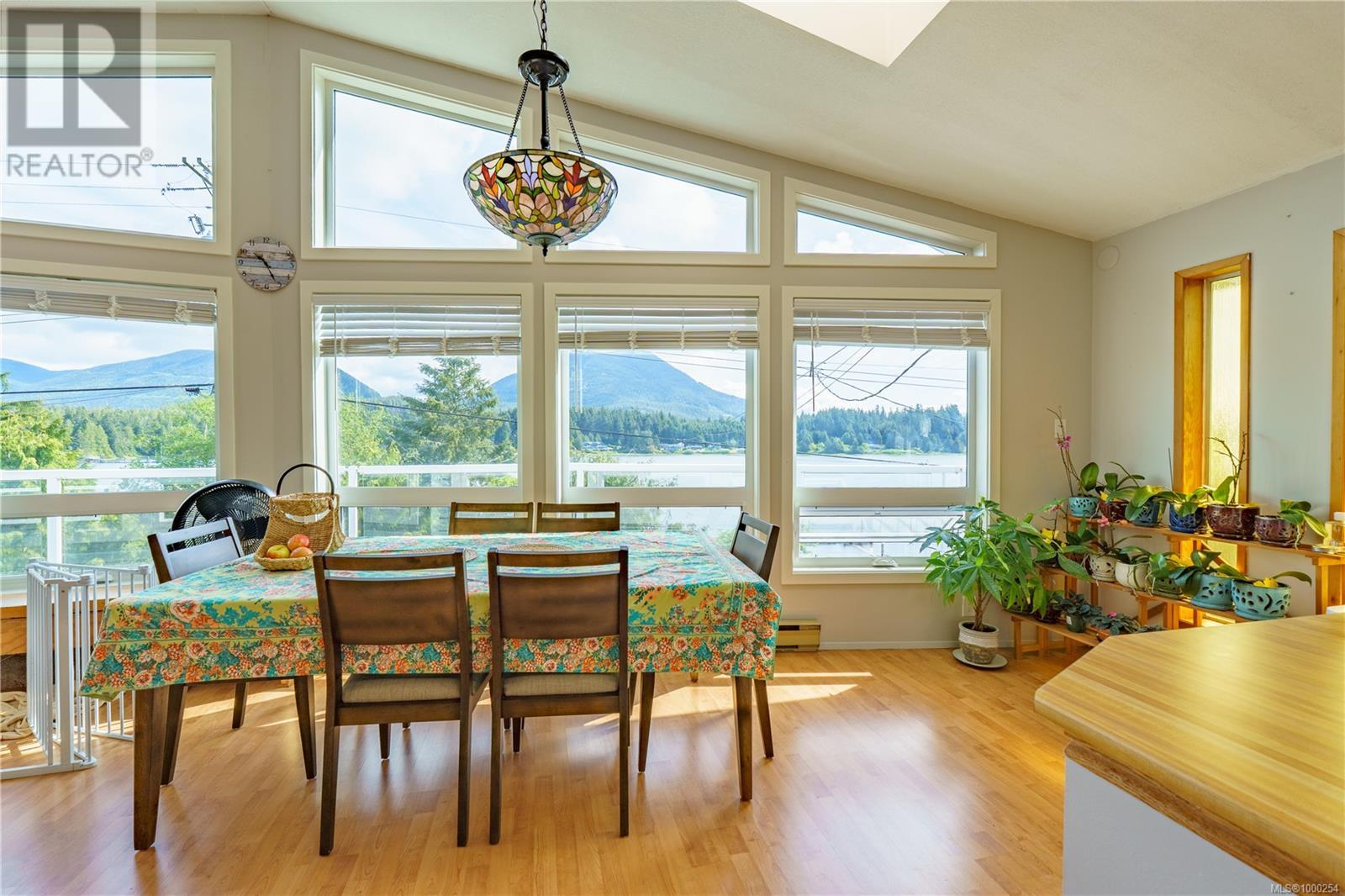 1483 Helen Rd, Ucluelet, British Columbia  V0R 3A0 - Photo 6 - 1000254