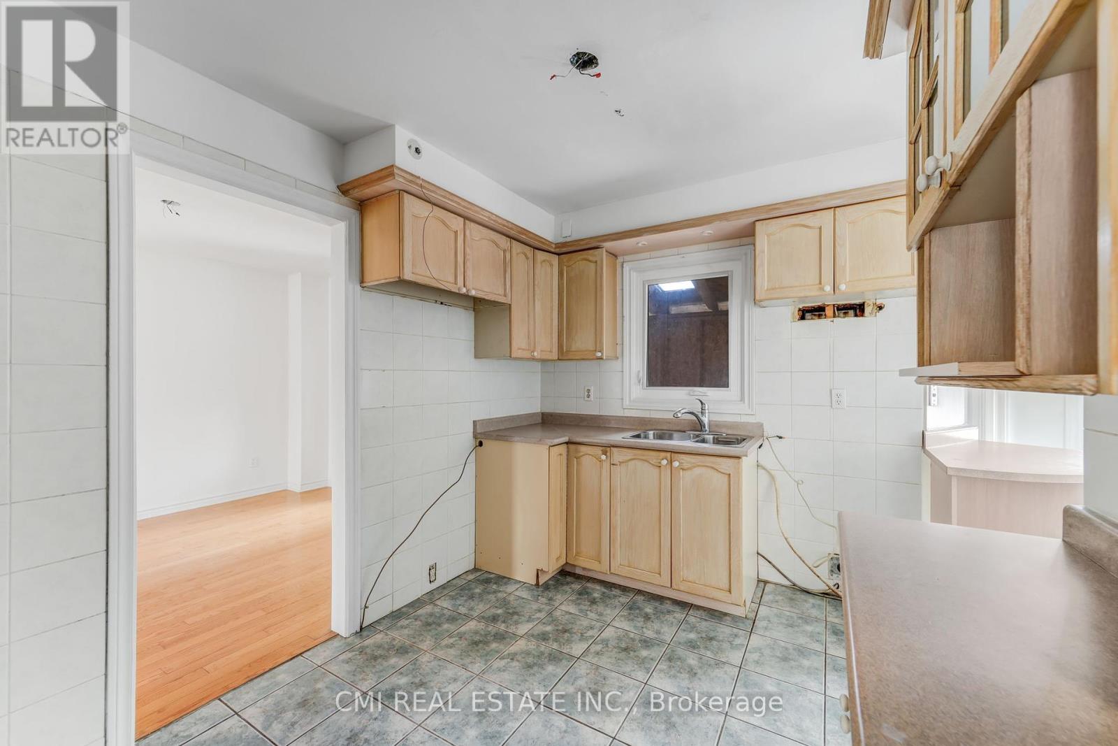 109 Valleymede Drive, Richmond Hill, Ontario  L4B 1T6 - Photo 14 - N12171000