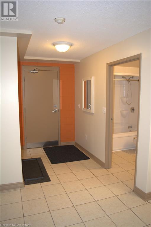 271 Lester Street Unit# 102, Waterloo, Ontario  N2L 3W6 - Photo 5 - 40725150