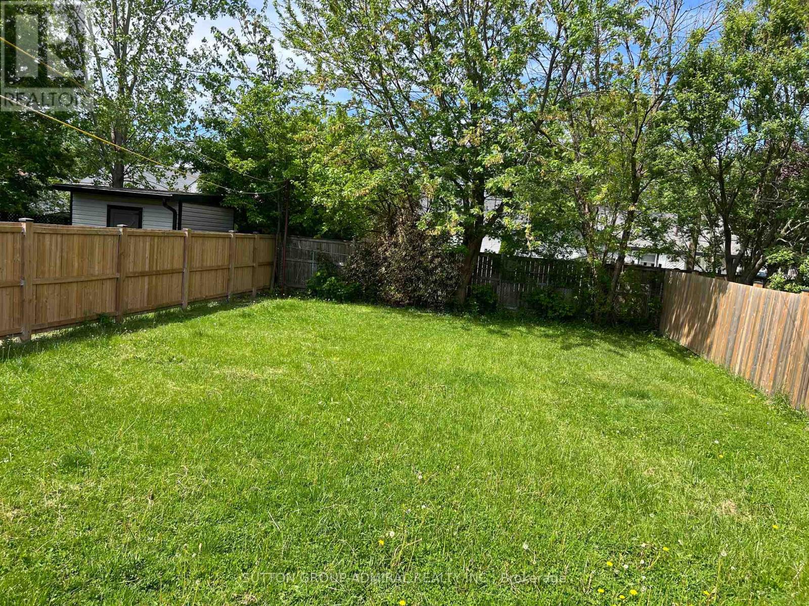 6269 Cadham Street, Niagara Falls, Ontario  L2G 3A4 - Photo 8 - X12170996