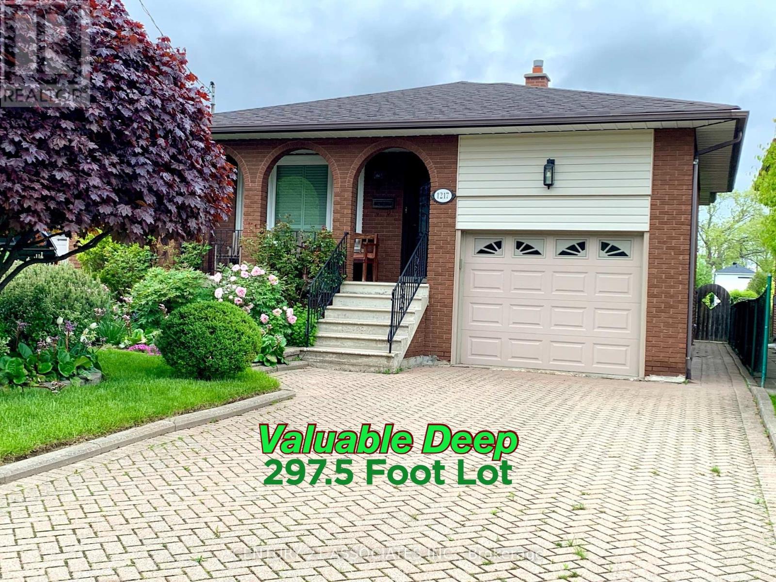1217 ALEXANDRA AVENUE, Mississauga, Ontario