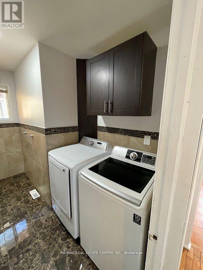 Upper - 4616 Metfalfe Avenue, Mississauga, Ontario  L5M 4L7 - Photo 20 - W12171007