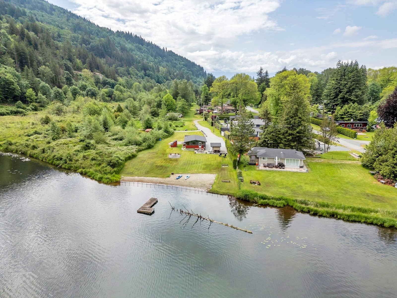 12174 HODGKIN ROAD, mission, British Columbia V0M1N0