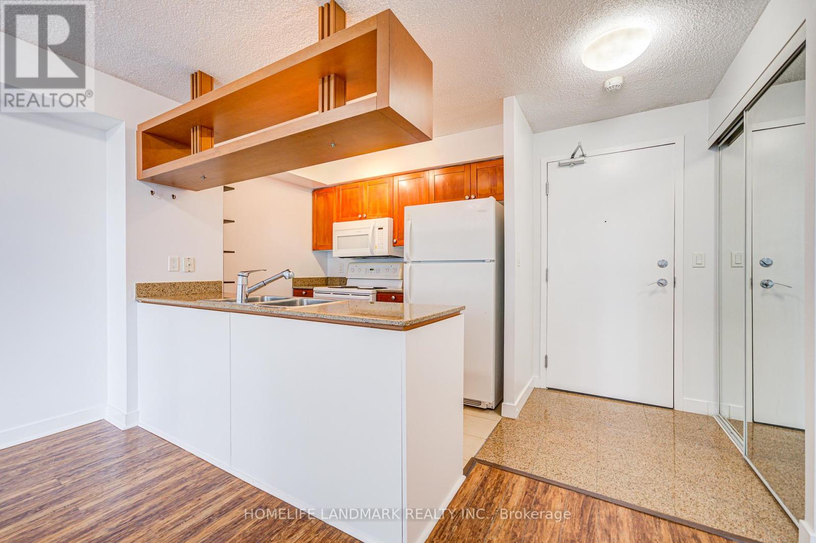 2807 - 81 Navy Wharf Court, Toronto, Ontario  M5V 3S2 - Photo 2 - C12171037