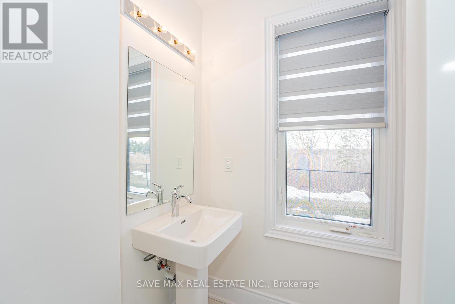 23 Paradox Street, Vaughan, Ontario  L4L 1A7 - Photo 12 - N12171020