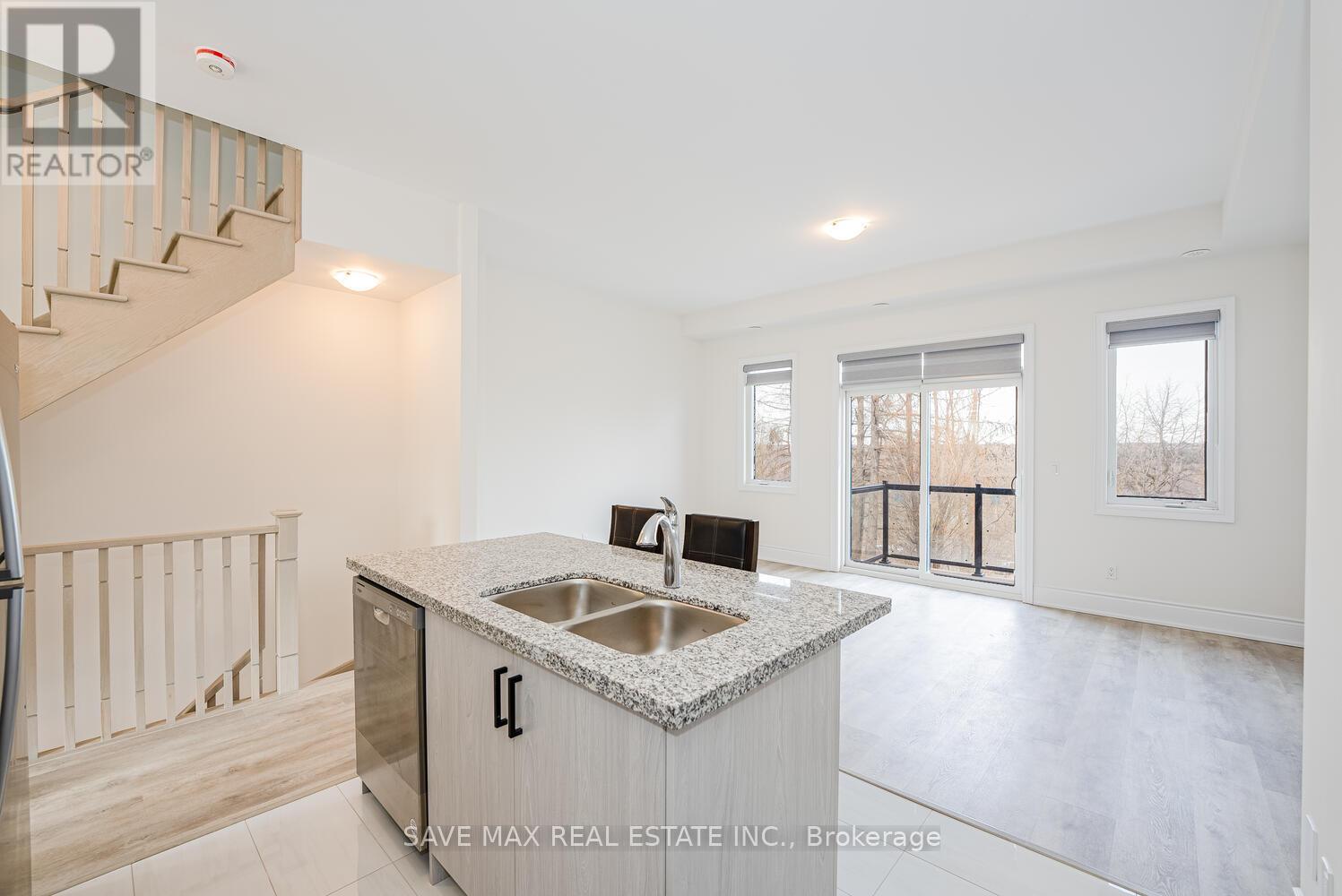 23 Paradox Street, Vaughan, Ontario  L4L 1A7 - Photo 19 - N12171020