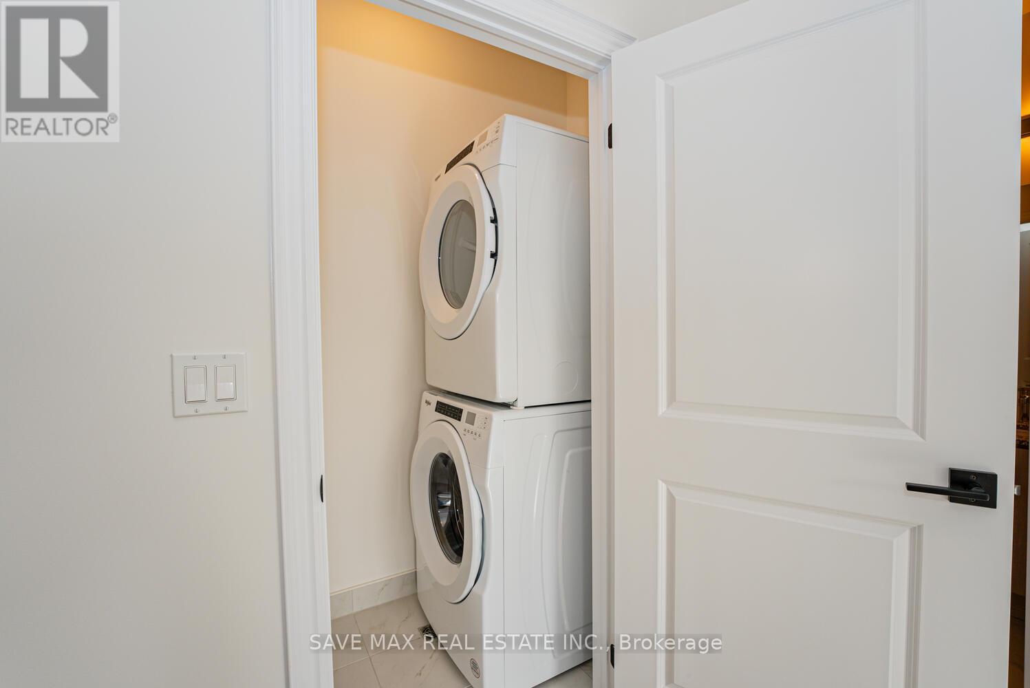 23 Paradox Street, Vaughan, Ontario  L4L 1A7 - Photo 36 - N12171020