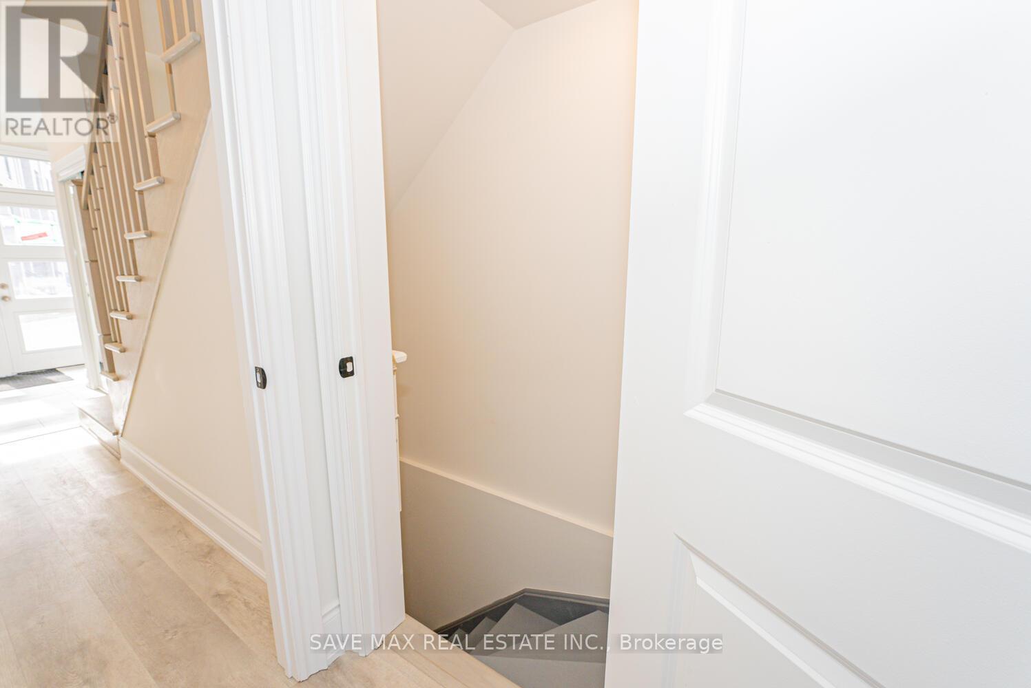 23 Paradox Street, Vaughan, Ontario  L4L 1A7 - Photo 37 - N12171020
