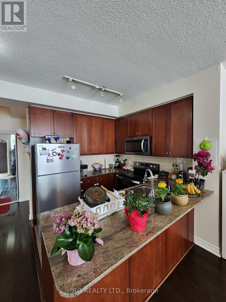1001 - 3504 HURONTARIO STREET, mississauga (hurontario), Ontario