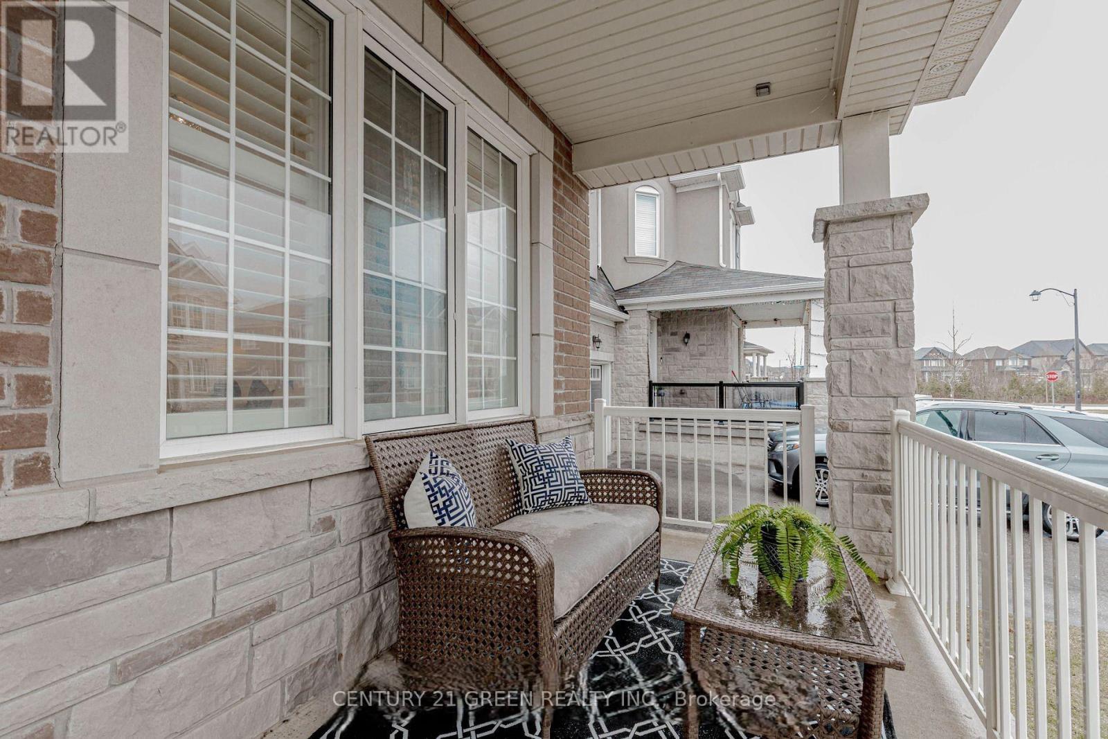 Property at 281 CHILVER HEIGHTS image 4