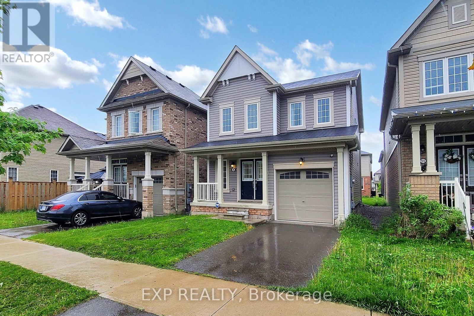 9 Esther Crescent, Thorold, Ontario  L3B 0E3 - Photo 2 - X12171018
