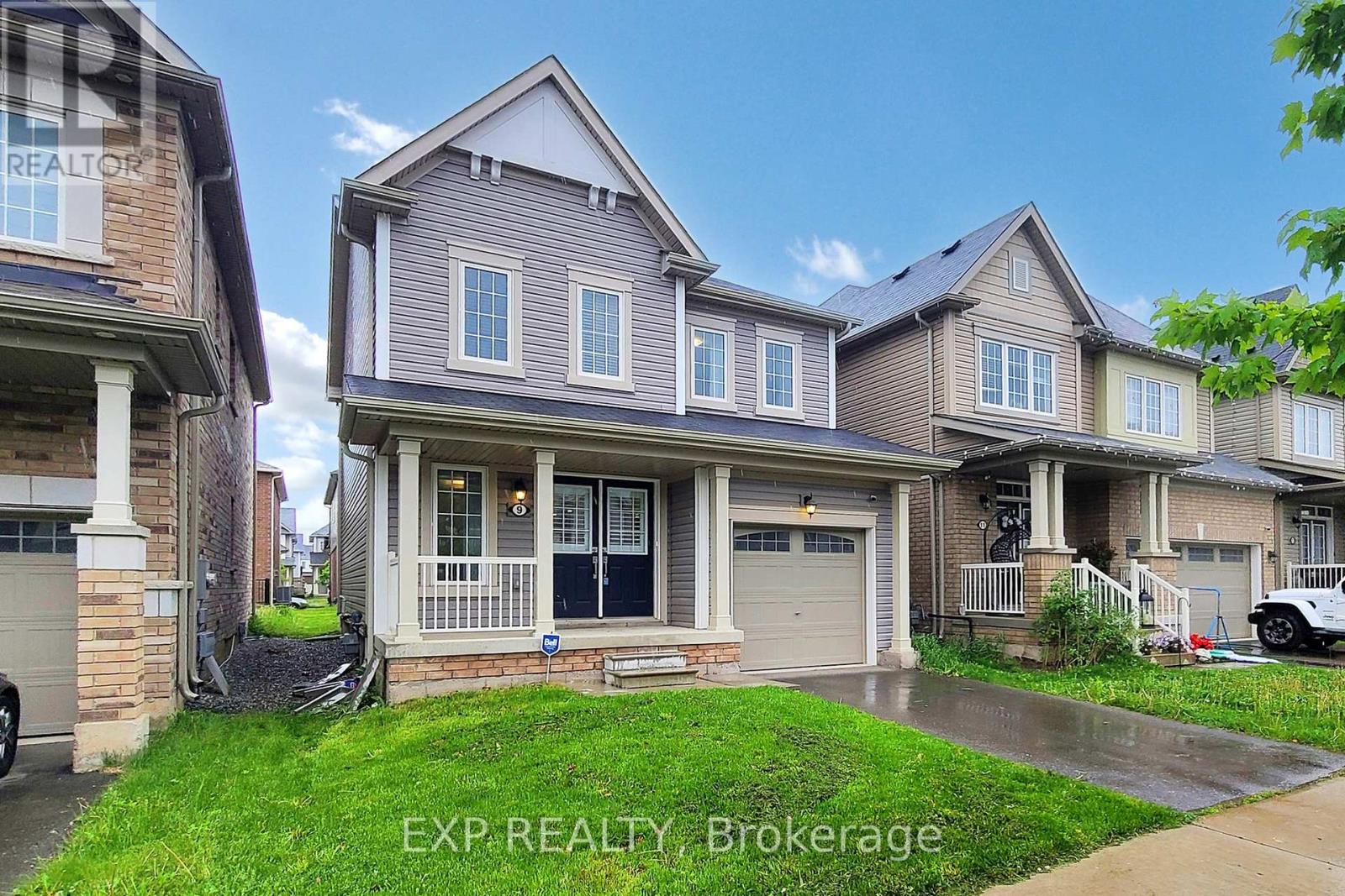 9 Esther Crescent, Thorold, Ontario  L3B 0E3 - Photo 3 - X12171018