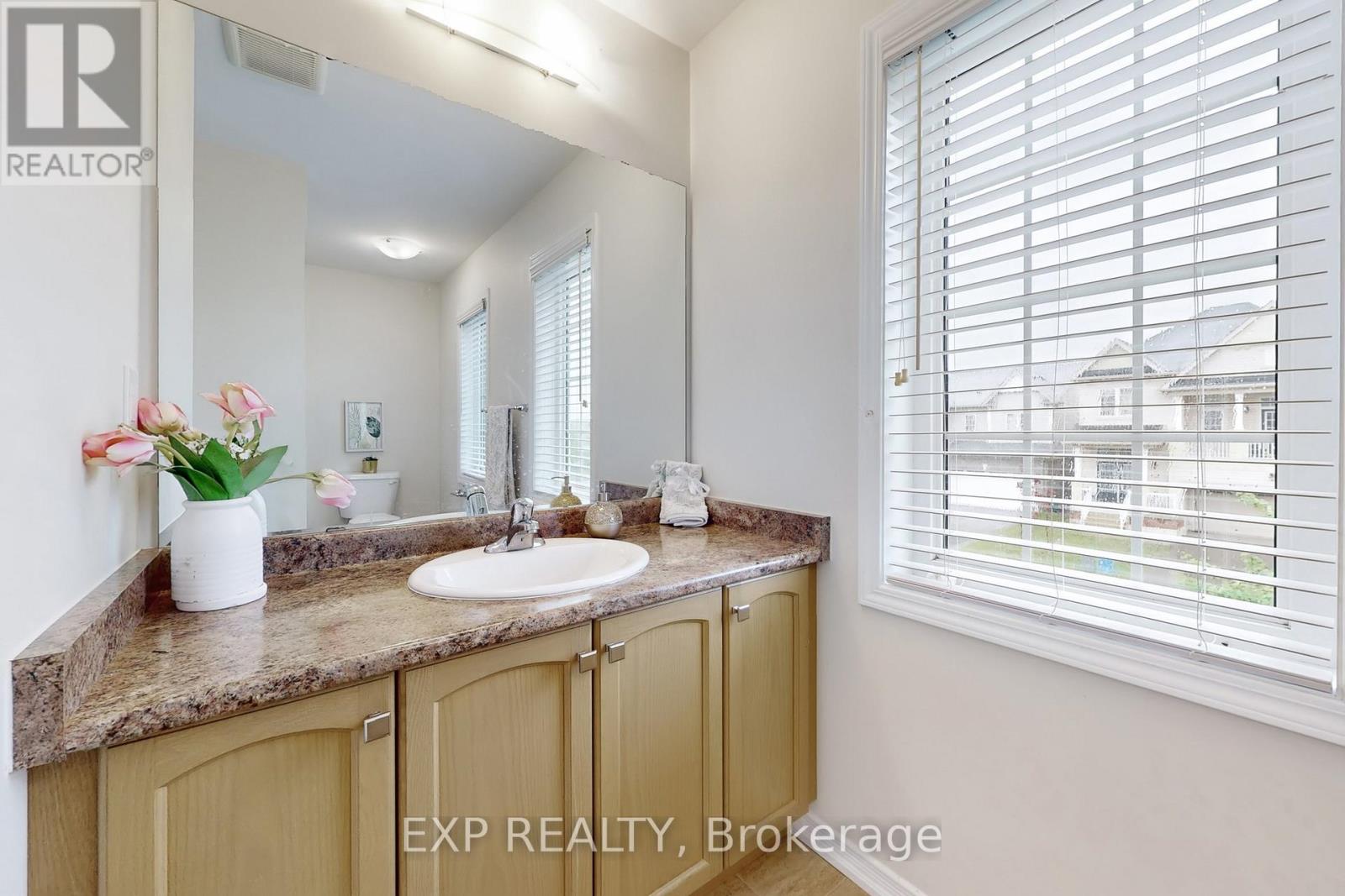 9 Esther Crescent, Thorold, Ontario  L3B 0E3 - Photo 36 - X12171018