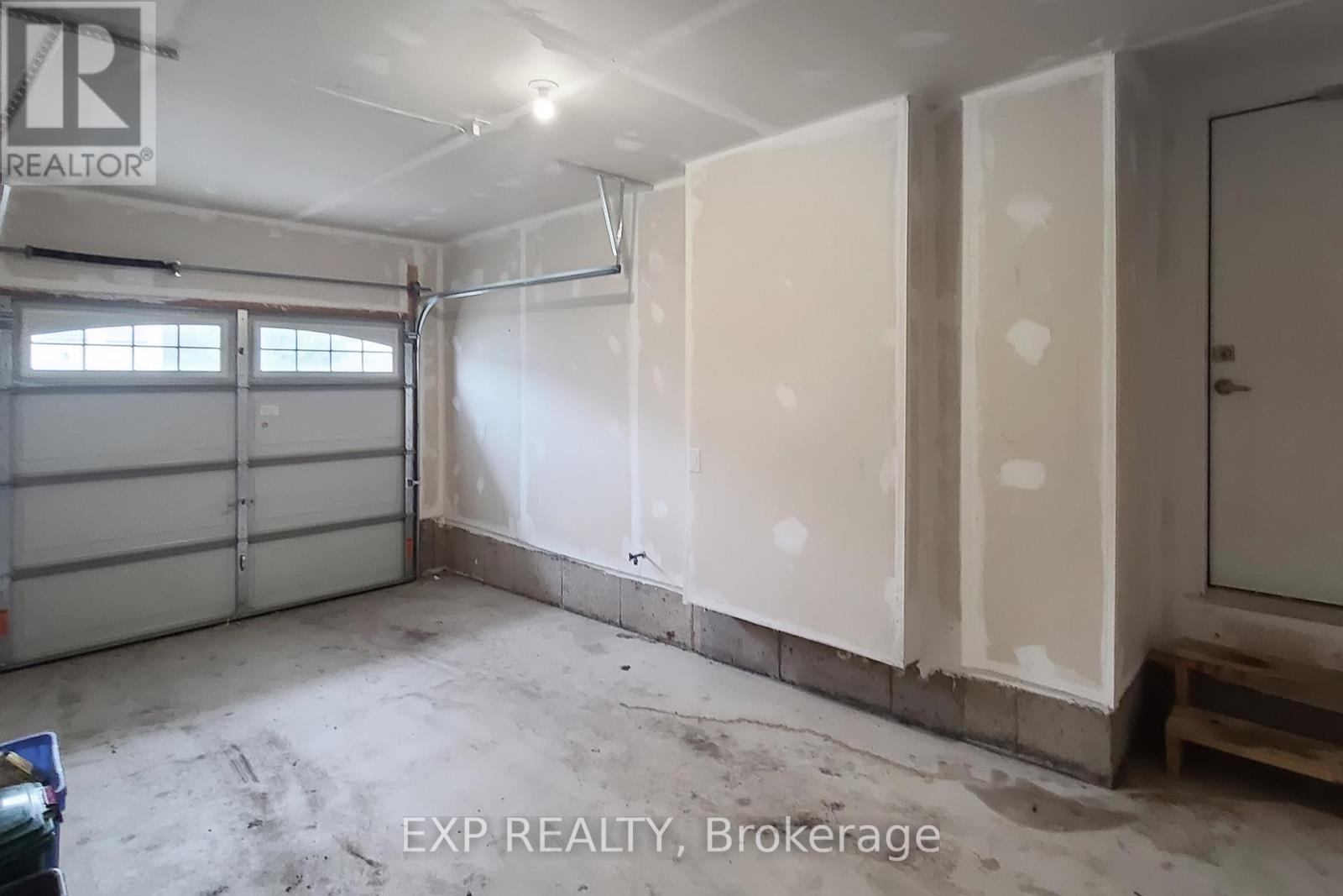 9 Esther Crescent, Thorold, Ontario  L3B 0E3 - Photo 45 - X12171018