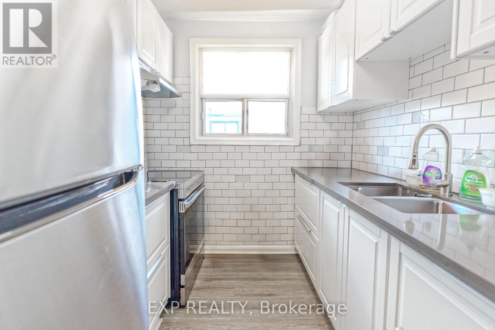 41 Wasdale Crescent, Toronto, Ontario  M6A 1W9 - Photo 23 - C12171040