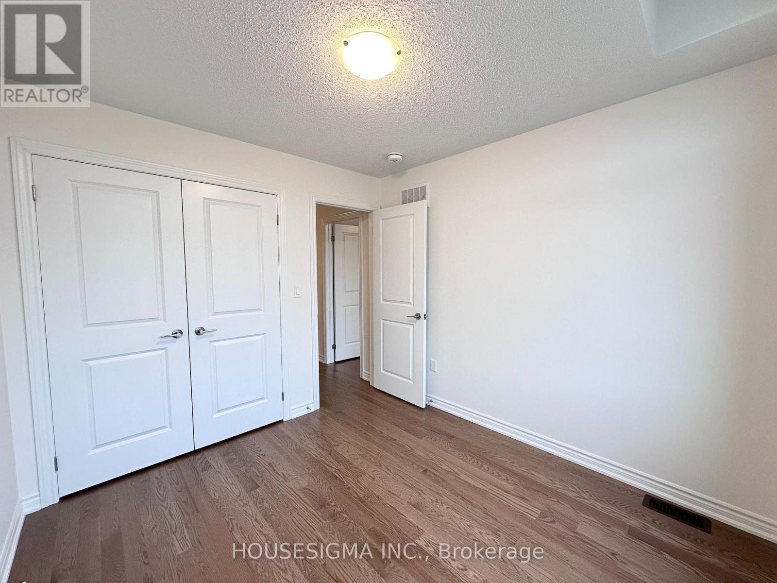 549 Celandine Terrace, Milton, Ontario  L9T 2X5 - Photo 25 - W12171041