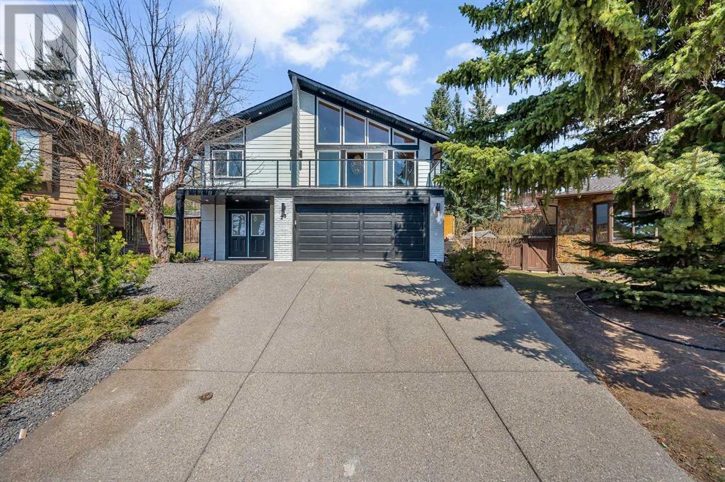 23 Edgewood Place Nw, Calgary, Alberta  T3A 2T8 - Photo 1 - A2218340