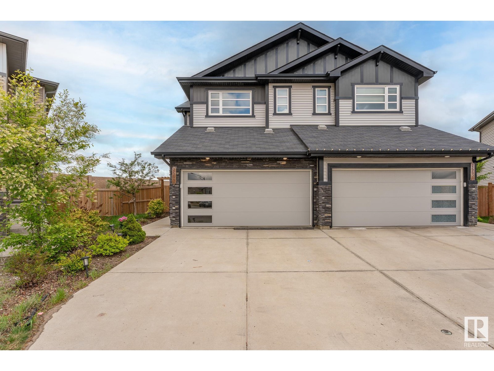 2554 Casey Wy Sw, Edmonton, Alberta  T6W 3N2 - Photo 2 - E4438346