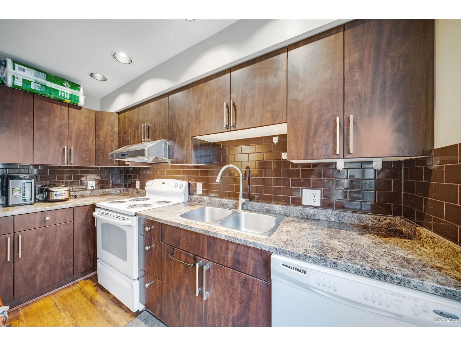 34 15488 101a Avenue, Surrey, British Columbia  V3R 0Z8 - Photo 12 - R3003693