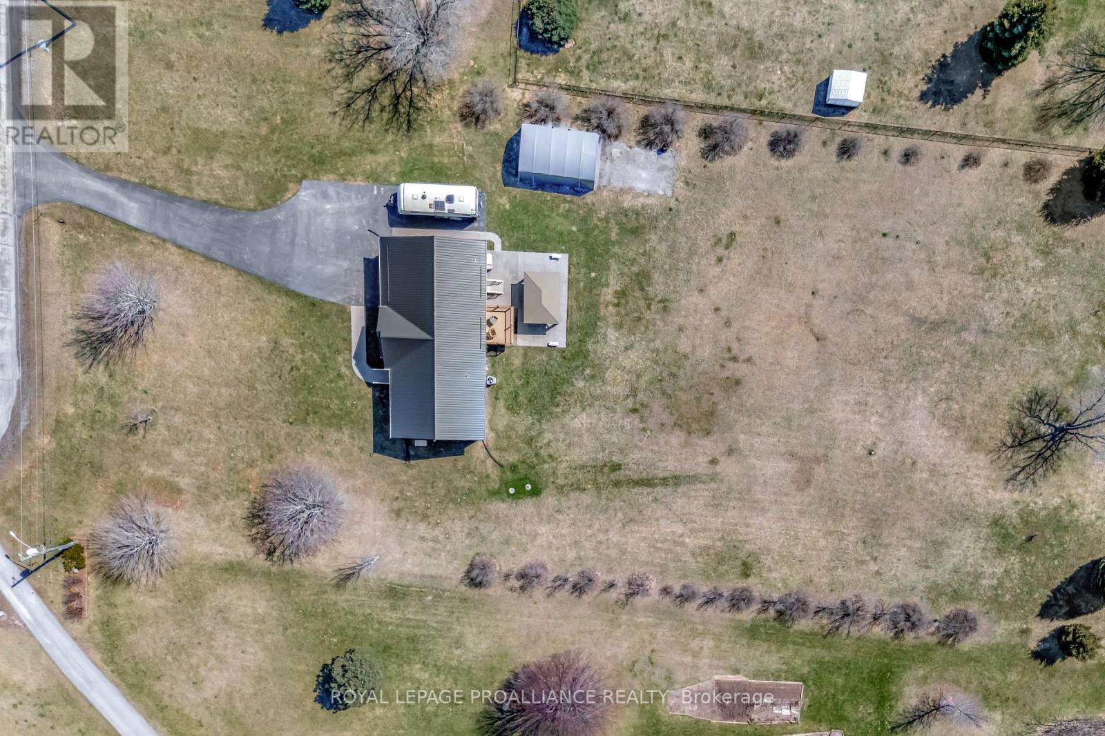 110 Dor-Ann Drive, Quinte West, Ontario  K0K 2C0 - Photo 4 - X12171076