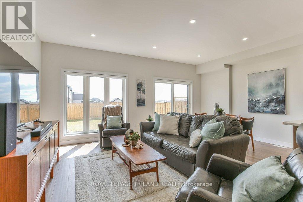 6713 Hayward Drive, London South, Ontario  N6P 0H7 - Photo 15 - X12171046