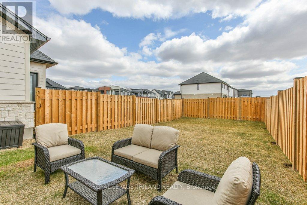 6713 Hayward Drive, London South, Ontario  N6P 0H7 - Photo 32 - X12171046