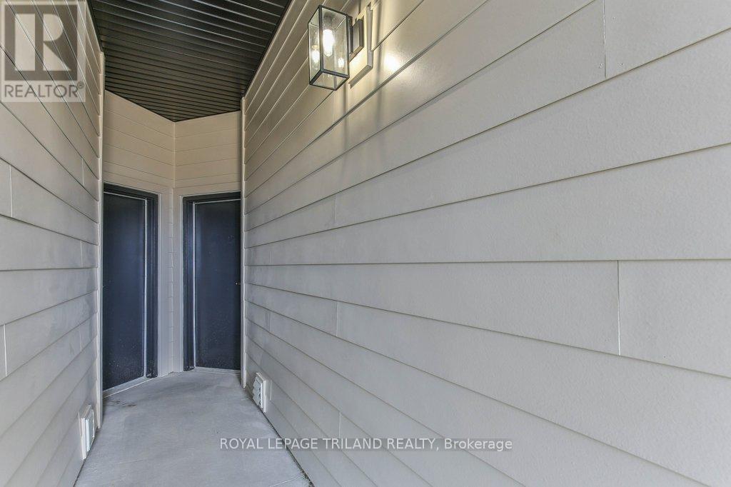 6713 Hayward Drive, London South, Ontario  N6P 0H7 - Photo 35 - X12171046