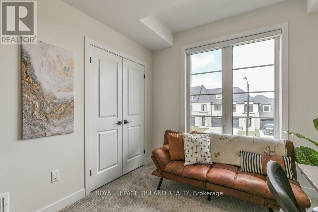 6713 Hayward Drive, London South, Ontario  N6P 0H7 - Photo 29 - X12171046