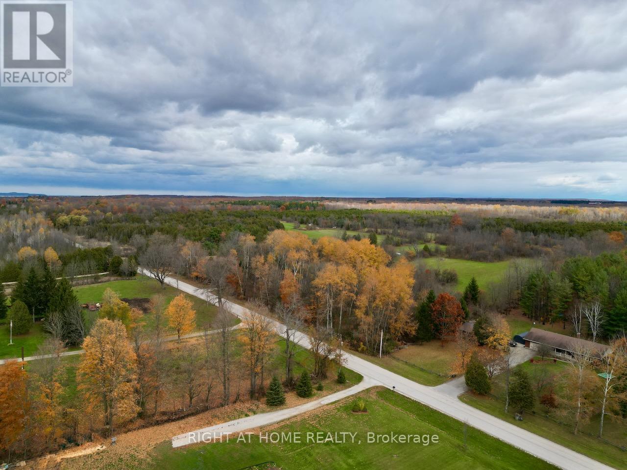 397641 10 Concession, Meaford, Ontario  N4K 5N8 - Photo 2 - X12171047